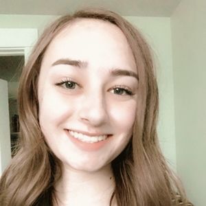 Meet your Posher, Ana